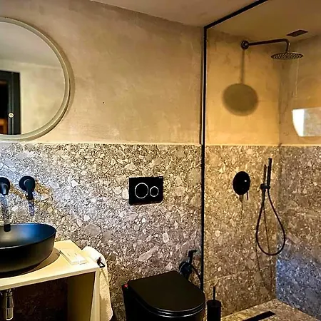 Отель Rex Boutique Тирана