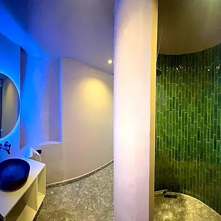 Rex Boutique 5* Тирана